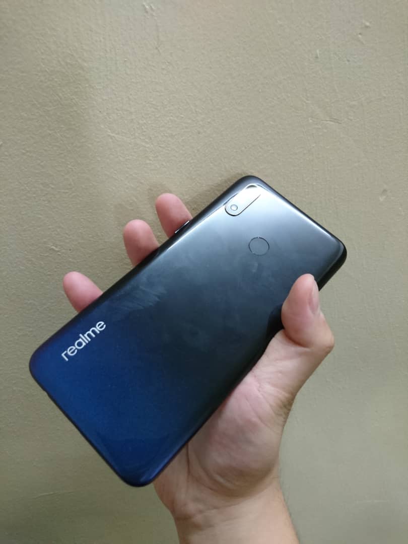 RealMe 3 fingerprint magnet